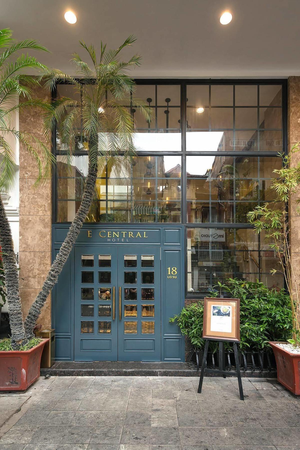 Hanoi E Central Luxury Hotel & Restaurant Exterior photo