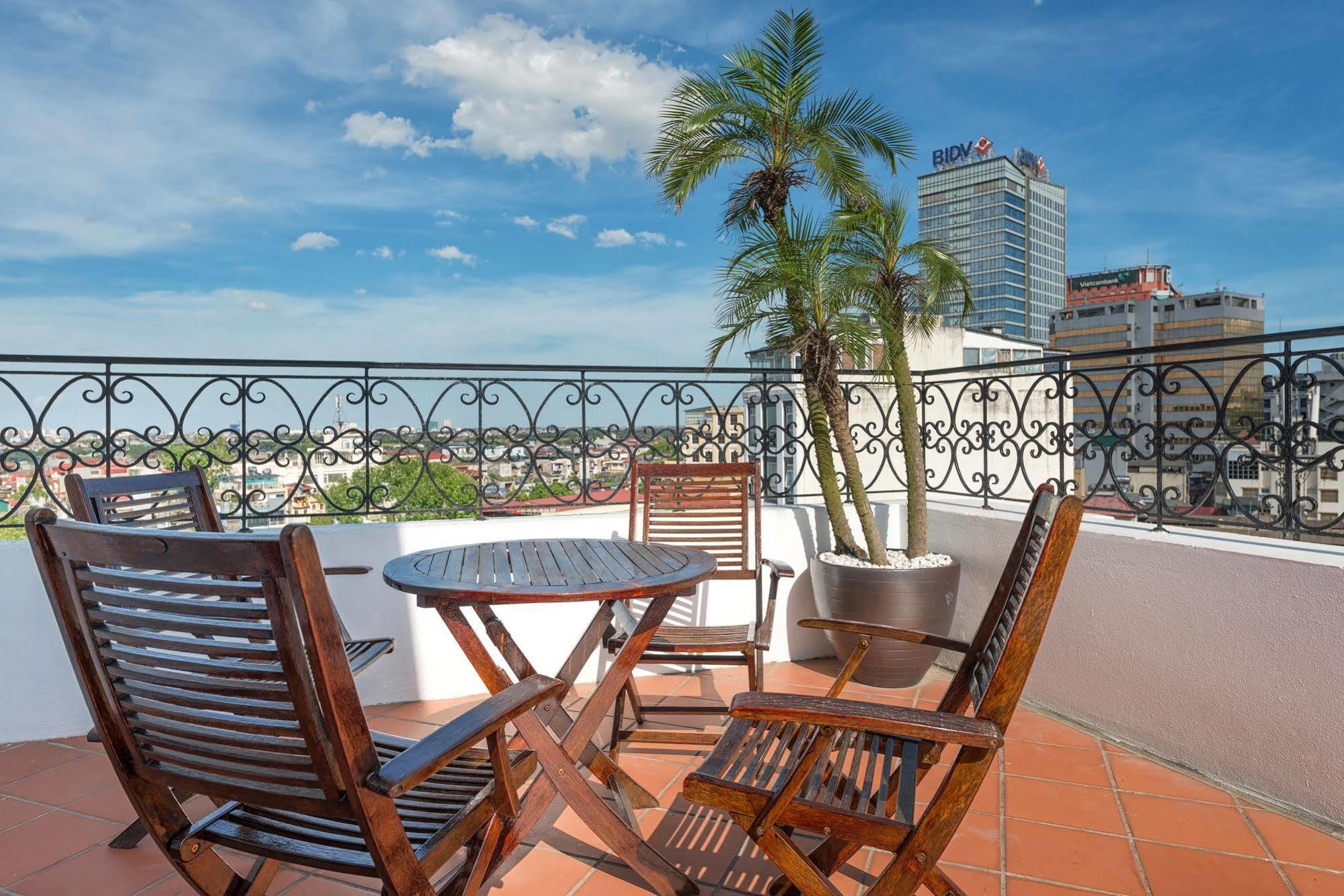Hanoi E Central Luxury Hotel & Restaurant Exterior photo